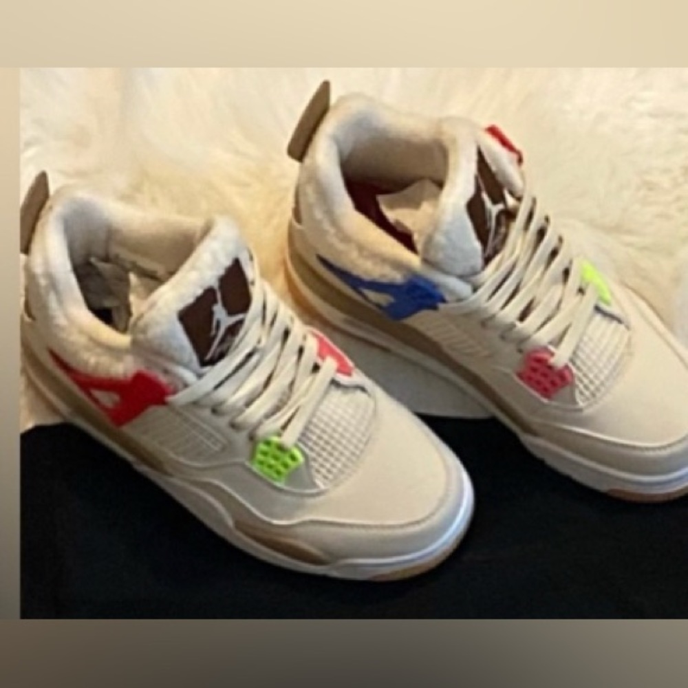 Jordans 4 retro